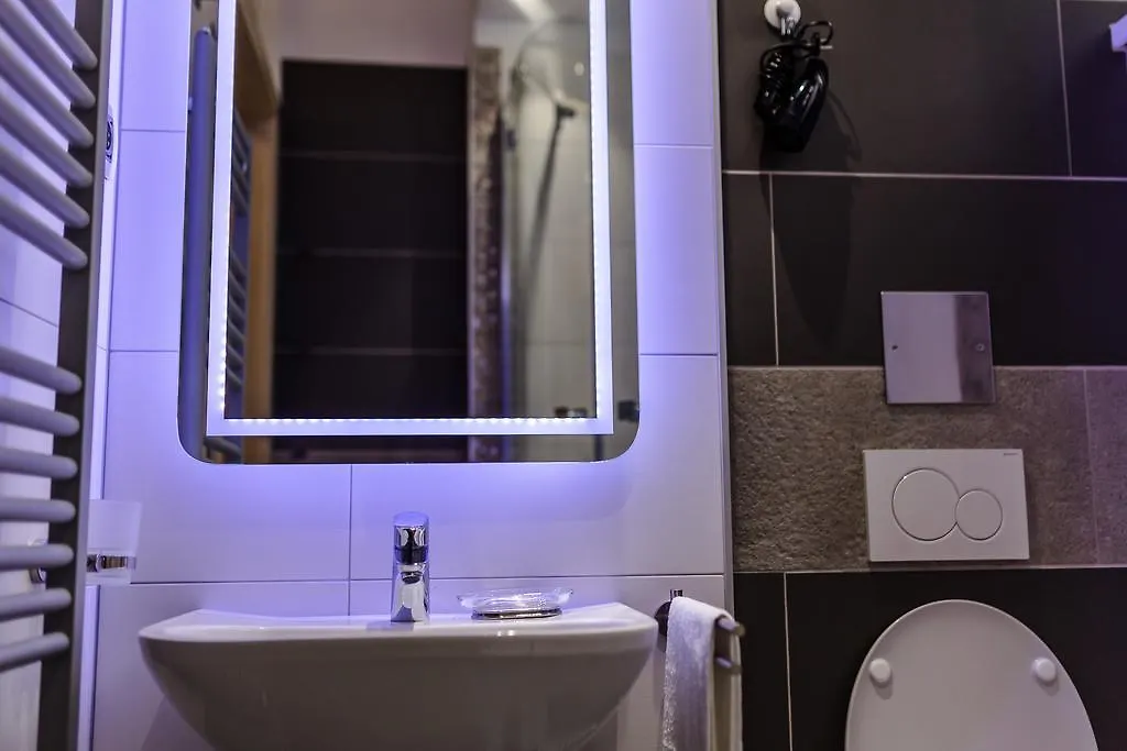 Mava Apartments Vienne
